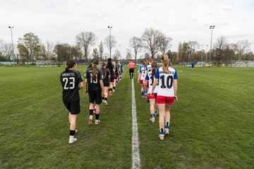 Bild 7 - wBJ Hamburger SV - Eimsbuettler TV : Ergebnis: 4:0